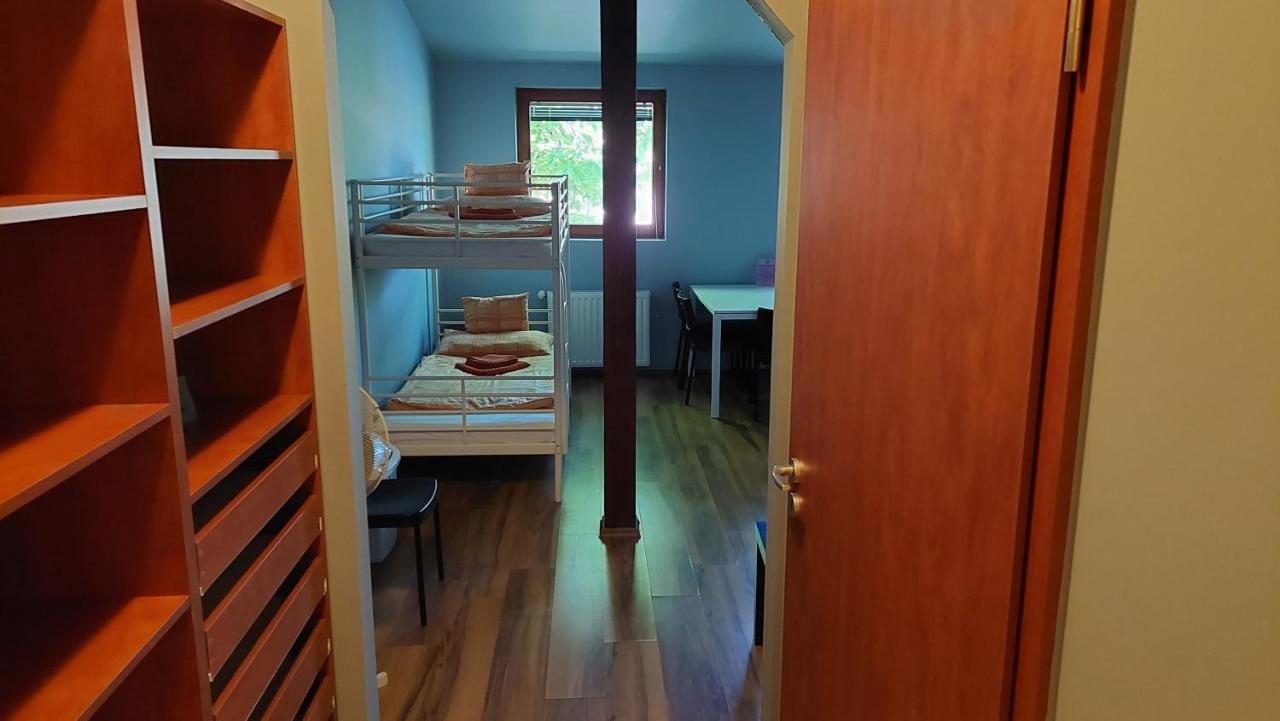 Bordany Hostel Екстер'єр фото
