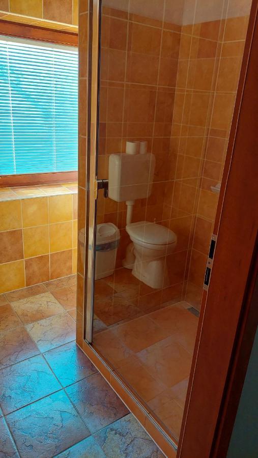 Bordany Hostel Екстер'єр фото